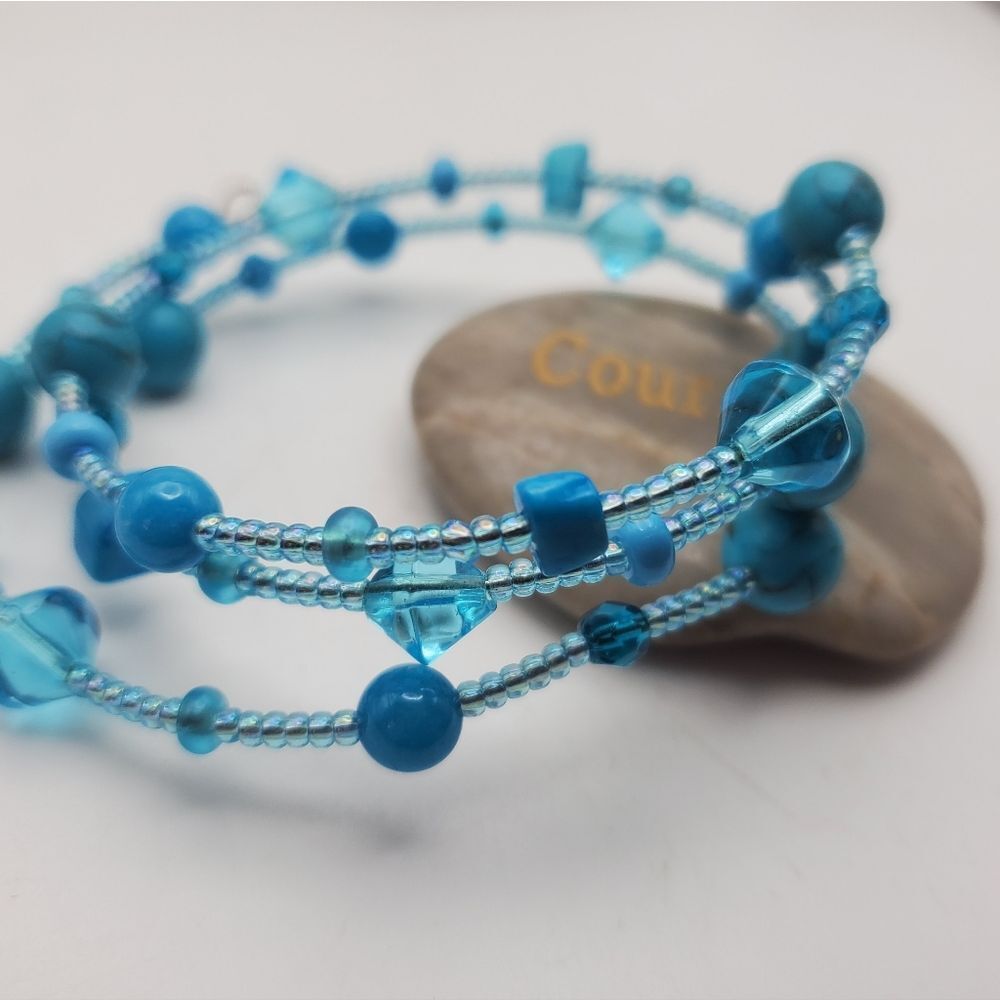 Cerulean sea blue beaded bracelet